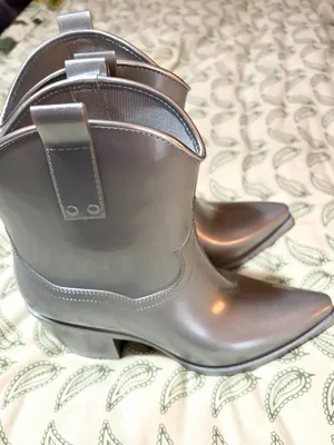 Beach by Matisse Oakley Water Resistant Western Rain Boot Metallic Silver 8 NIB thumbnail 10