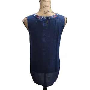 New Directions Women's Blue Embroidered Sleeveless Top Blouse Size‎ L thumbnail 3