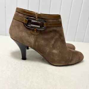 Sofft Brown Suede Ankle Booties with Buckle Detail Size 9M‎ thumbnail 3