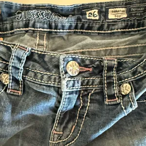 Miss Me Signature Boot Cut Jeans Fleur de Lis Bling Crystals Size 26 thumbnail 5
