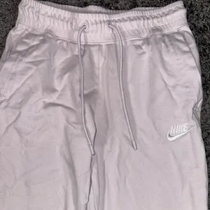 Nike Essential Joggers Sweatpants Drawstring Lavender XS‎ thumbnail 5