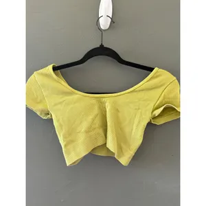 Aerie Ribbed Seamless O-Ring Crop Top Lime Green Short Sleeve‎ V-Neck Small S/P thumbnail 3