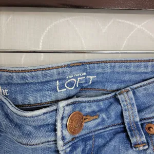 Ann Taylor LOFT Womens Jeans 28/6 Blue Denim Modern Straight High Rise Button thumbnail 5