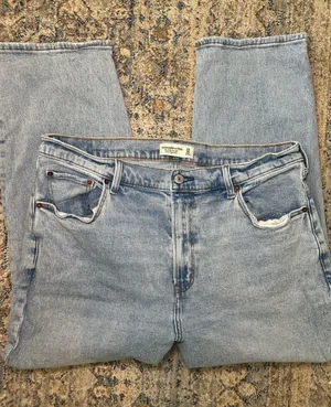 Abercrombie & Fitch The Ankle Straight Ultra High Rise Jeans Light Wash Size 33 thumbnail 1