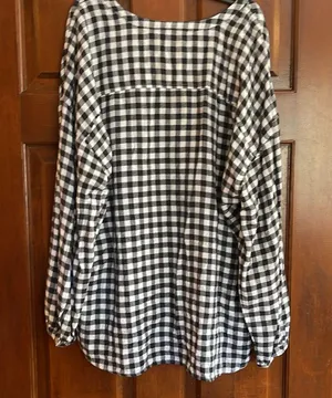 American Eagle Black and White embroidered Checkered Women's Top large thumbnail 7