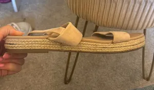 lulu’s sandals  thumbnail 1