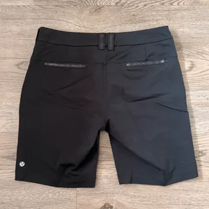Lululemon Club Short Women's Size 8 Black 9" Golf Tennis Stretch Shorts thumbnail 5
