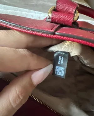Michael Kors Tote Handbag thumbnail 4