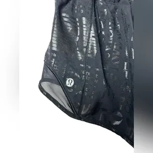 Lululemon Hotty Hot Shorts II *2.5" Manifesto 20YR Manifesto Foil Black thumbnail 6
