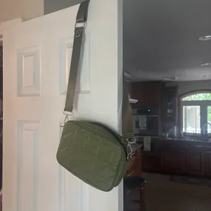 Olive green quilted cross body bag thumbnail 5