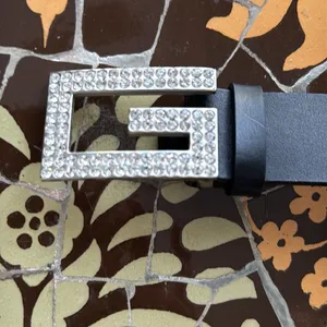 GUESS Elegant Black LEATHER Belt with Rhinestone Buckle Sz: M thumbnail 4