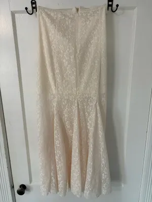 Prómesa Lace Fitted Mermaid Skirt thumbnail 3