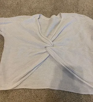 American Eagle Sweater  thumbnail 2