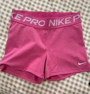 Nike Pro Shorts thumbnail 1