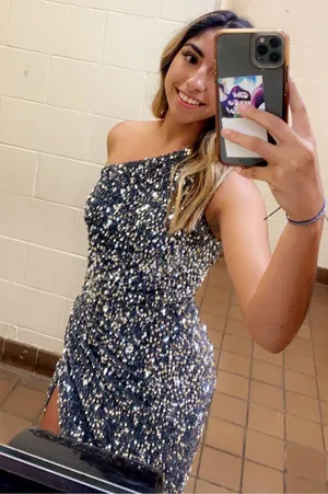Prom Dress thumbnail 3