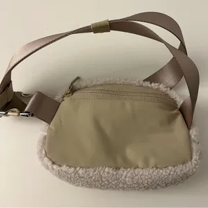 Lululemon White Sherpa Belt Bag thumbnail 4