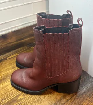 Kenneth Cole Brown Heeled Ankle‎ Boots Size 8 thumbnail 1
