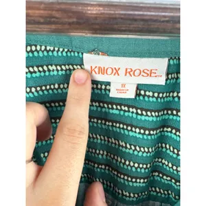 Women’s Knox Rose Size 1X Green Abstract Patterned Blouse thumbnail 4