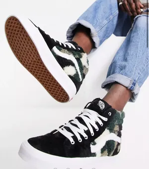 Vans SK8-Hi Sherpa sneakers in camo thumbnail 1