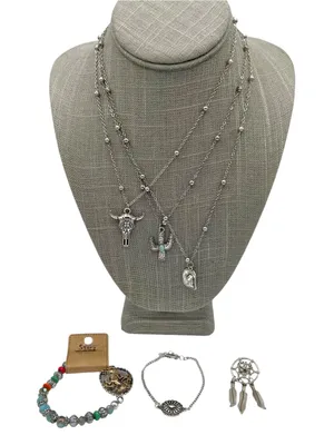 Southwestern Cowgirl Fashion Jewelry Lot thumbnail 1