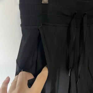 Lululemon Womens Size 6 Black‎ Dance Studio Mid Rise Jogger Pants Athletic thumbnail 5