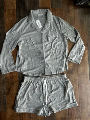 amika Heathered Gray Long-Sleeve Pajama Top & Drawstring Shorts xl thumbnail 2