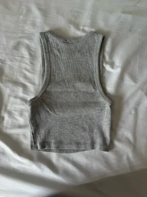 ZARA Cropped Tank Top Grey thumbnail 3