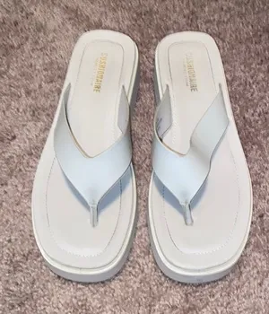 Cushionare Beige/Cream Y2k Platform Flip Flops thumbnail 1