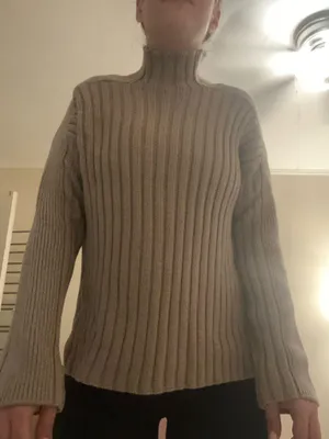 Abercrombie ribbed mock neck sweater thumbnail 1