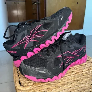 Reebok ZigLite Womens Black And Pink‎ Athletic Running Shoes Sz 9.5 us thumbnail 1