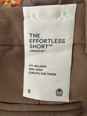 Aritzia The Effortless Short Mid-Thigh Crepette folio taupe brown size 8 thumbnail 10