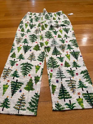 NWT Old Navy women’s pajamas bottoms size medium. thumbnail 1