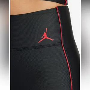 Nike Jordan Essential Pocket Bike Shorts thumbnail 5
