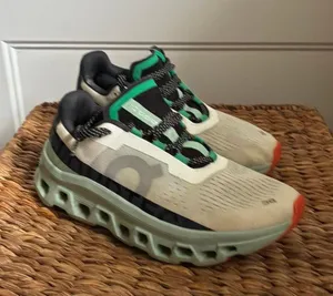 On Cloud Cloudmonster Sneakers thumbnail 1