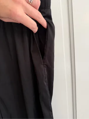 House of Harlow 1960 Black Satin Sleep Jogger Pajama Pants XL thumbnail 2