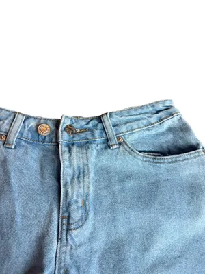 Edikted Light Wash Denim Shorts High-Waisted Distressed Raw Hem Size Small Women thumbnail 3