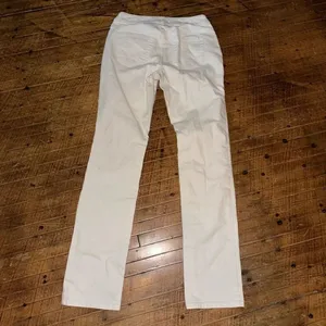 Chico’s white straight leg normcore 0/4 minimalist jeans thumbnail 3