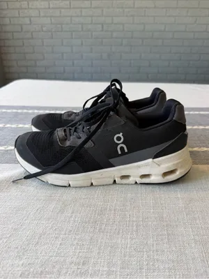 On Cloud Cloudrift Sneakers Black White Women’s Size 7.5 thumbnail 5