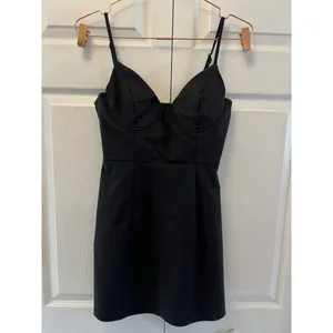 Princess Polly Black Novella Mini‎ Dress Blogger Favorite Size 4 thumbnail 3
