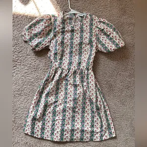 Vila mini dress with cut out back in striped floral print, size EU36 - US 4/6 thumbnail 4