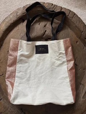 Marc Jacobs Daisy cotton canvas tote bag 12 x 12 x 4 inches thumbnail 1