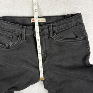 Levi’s 710 Super Skinny Jeans Women’s 14 Black Mid Rise Stretch Denim Casual thumbnail 5