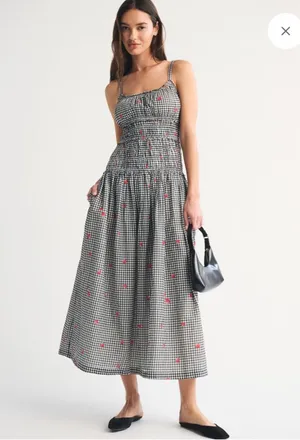 Bra free smocked drop waist maxi dress Abercrombie and fitch thumbnail 1