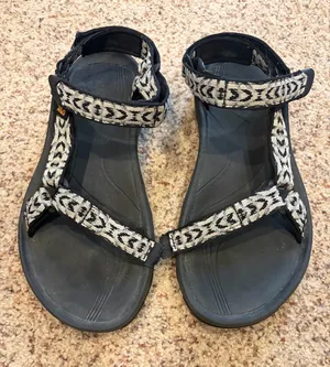 Teva Sandals thumbnail 1
