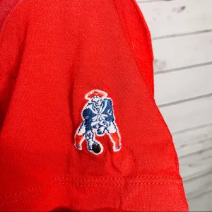 NFL New England Patriots Red & Blue T-Shirt Women’s Size Medium thumbnail 6