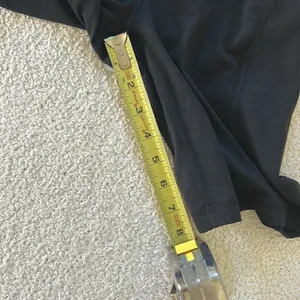CRZ YOGA Biker Shorts 8 Inches - High Waisted Side Pockets, Black, Size XS, NWT thumbnail 5