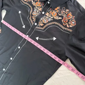 NEW Women's Western Style Long Sleeve Button Up Top Size Small #260505 thumbnail 5