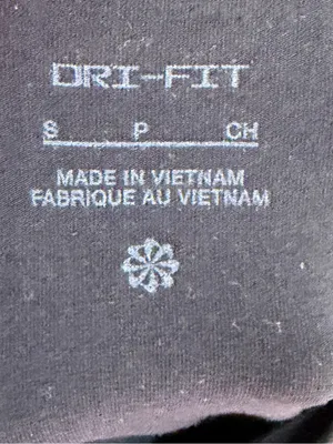 Nike Dri-Fit Black Cropped T-Shirt thumbnail 4