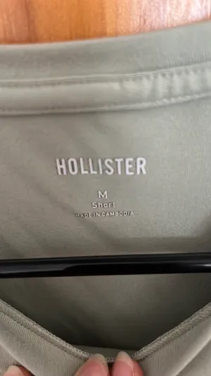 Hollister Top thumbnail 2