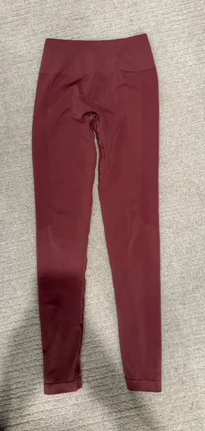 Alphalete Women's Maroon High-Waist Leggings thumbnail 1
